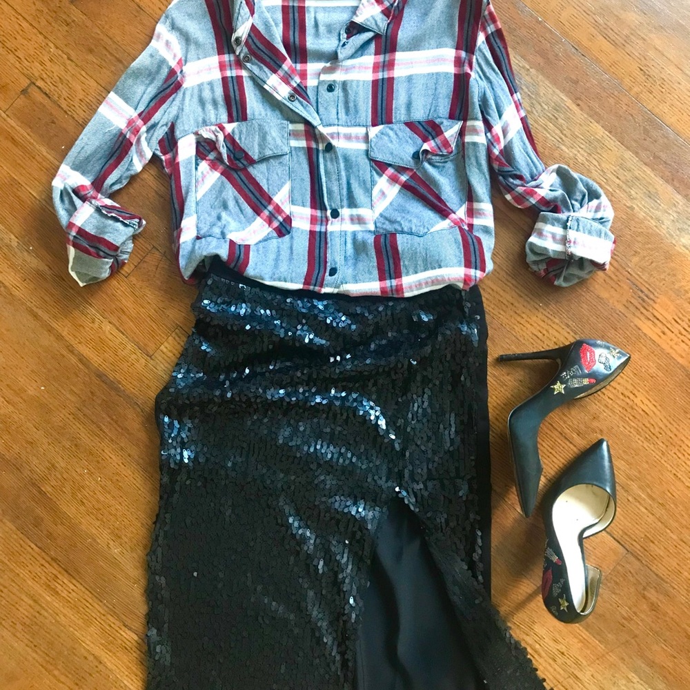 Black Matte Sequin Pencil Skirt